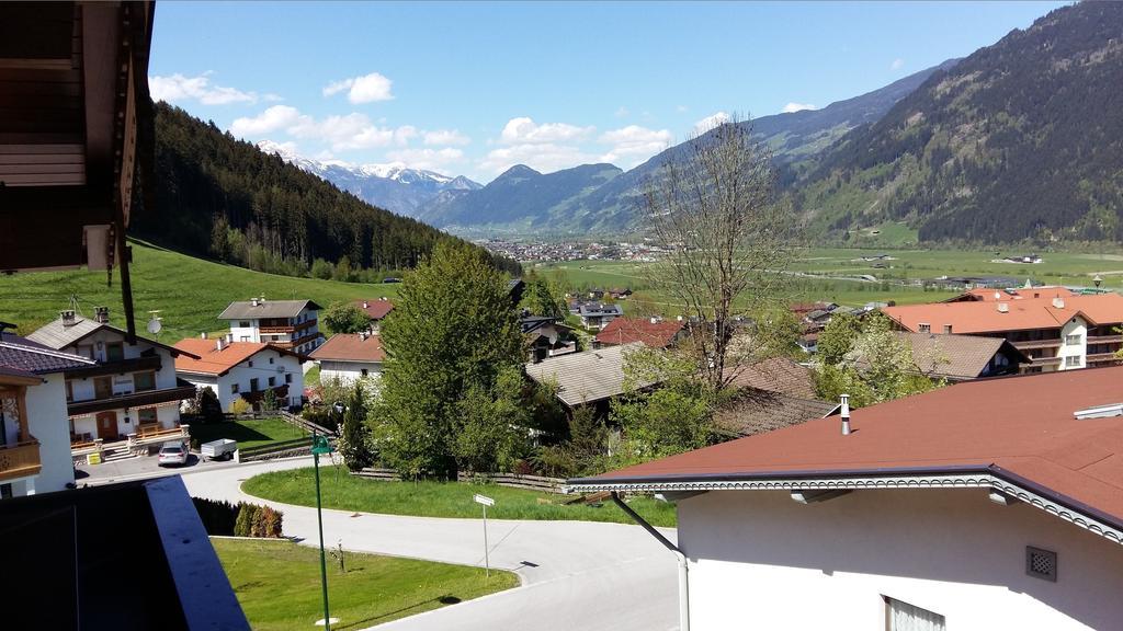 Haus Binder Hotel Ried im Zillertal Exterior photo